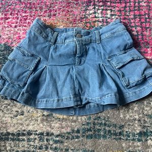 Light-Washed Mini Cargo Skirt!